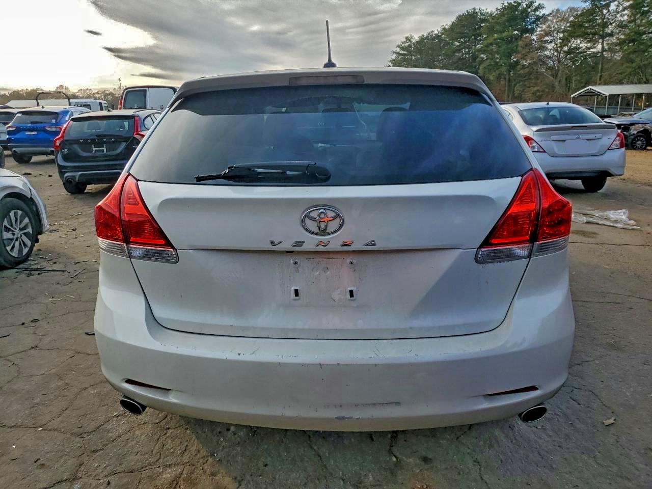 2009 TOYOTA VENZA photo 6