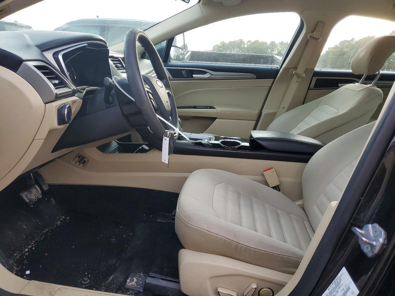 2013 FORD FUSION SE photo 7