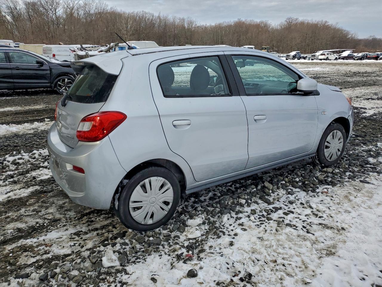 2017 MITSUBISHI MIRAGE ES photo 5