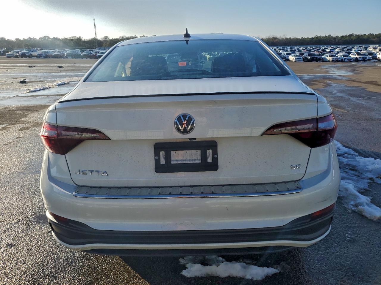 2024 VOLKSWAGEN JETTA SE photo 11