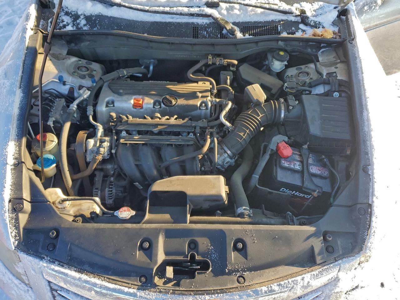 2012 HONDA ACCORD LX photo 21