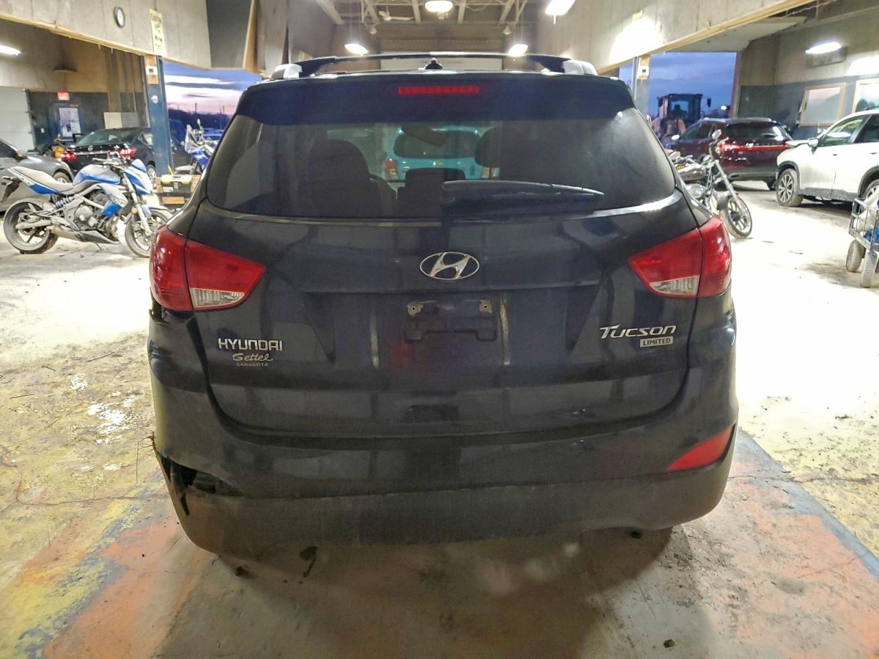 2013 HYUNDAI TUCSON GLS photo 6