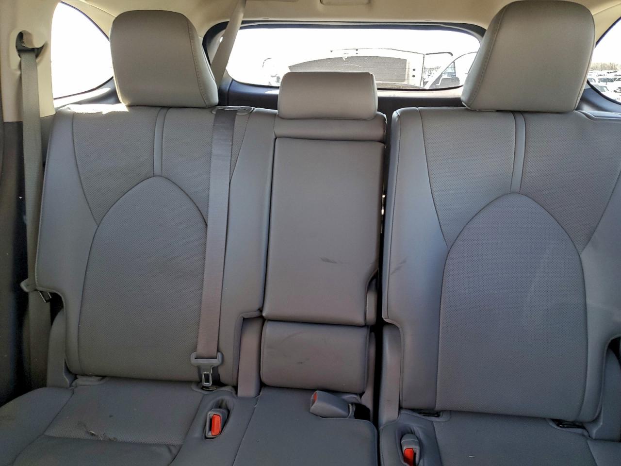 2022 TOYOTA HIGHLANDER LIMITED photo 28