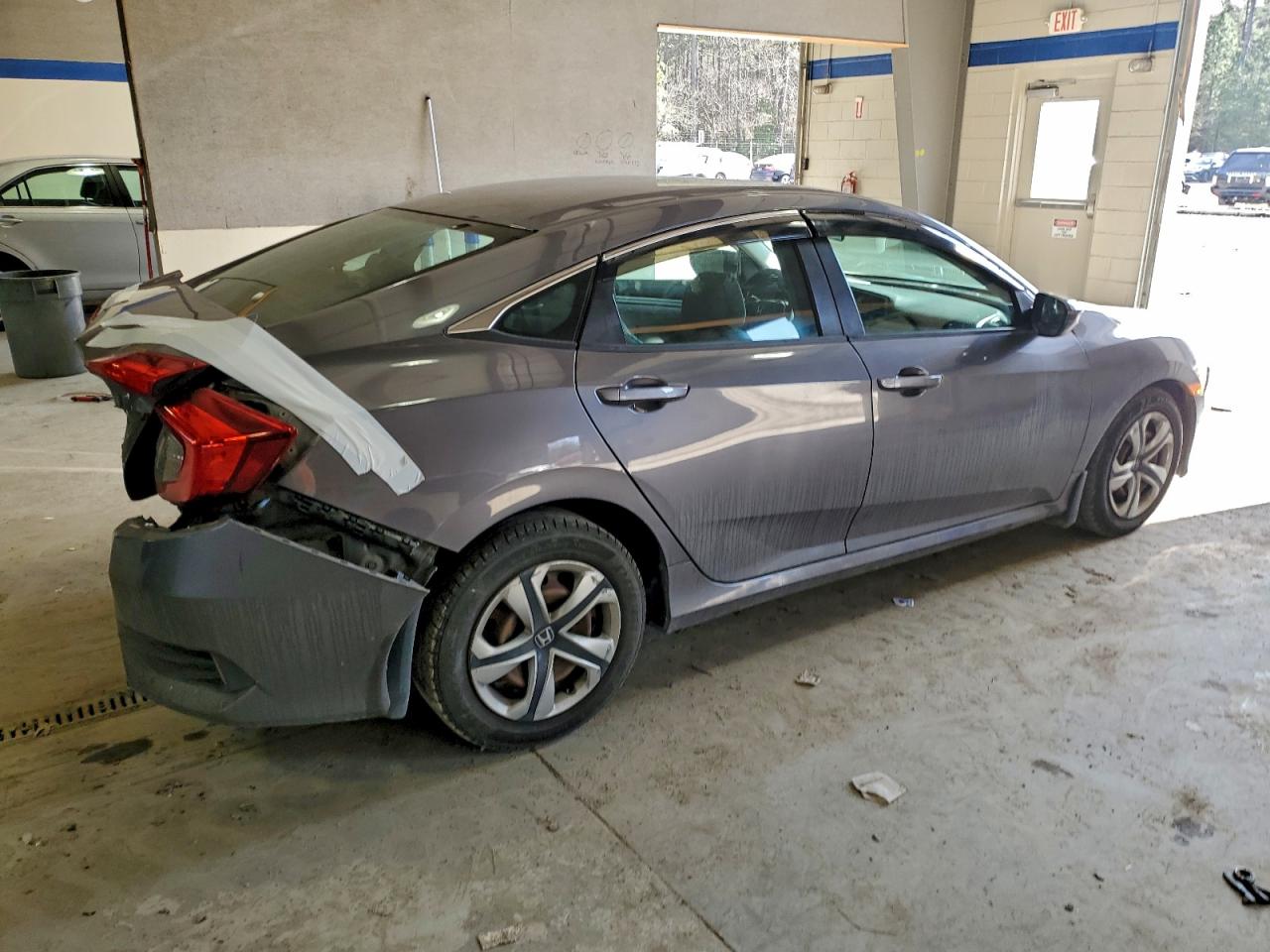 2016 HONDA CIVIC LX photo 5