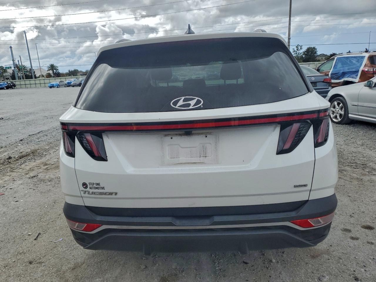 2022 HYUNDAI TUCSON SEL photo 6