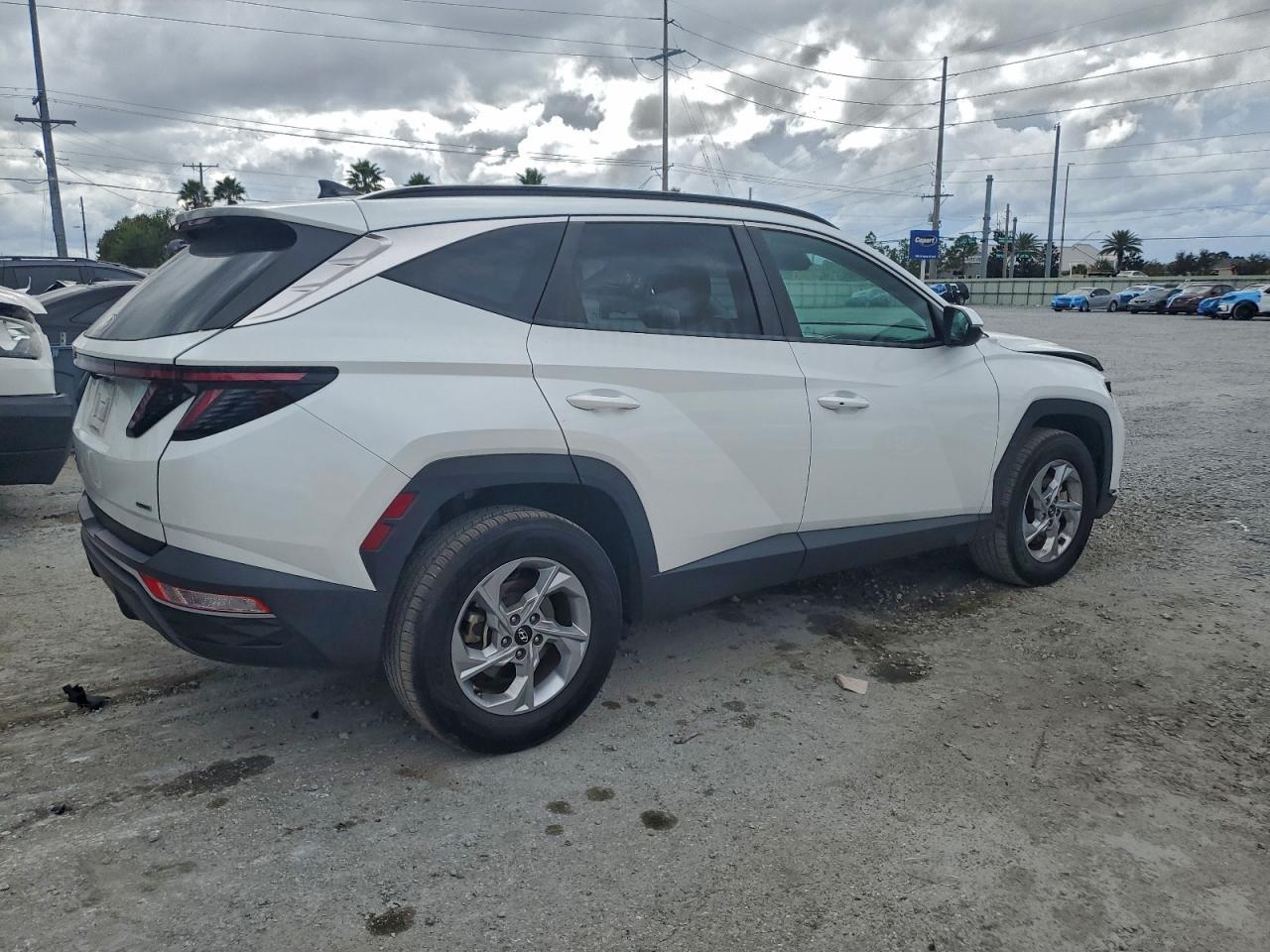 2022 HYUNDAI TUCSON SEL photo 3