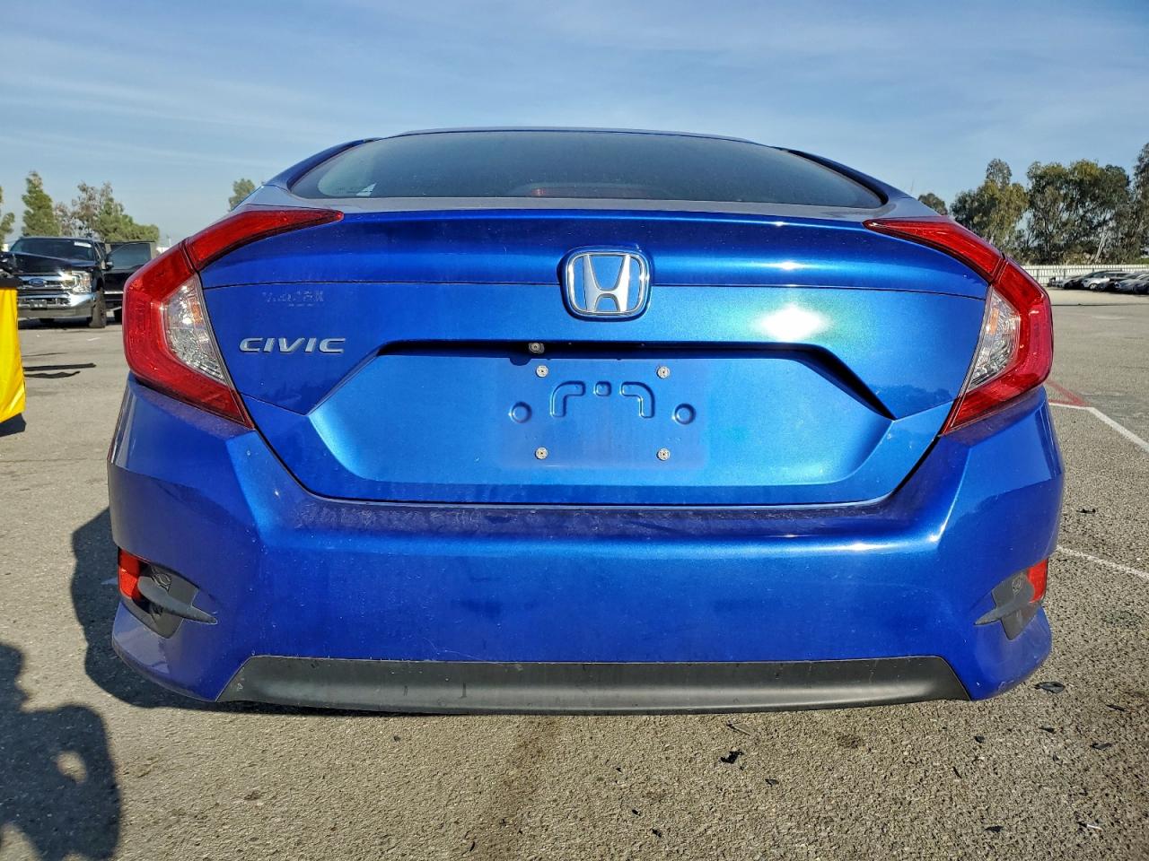 2017 HONDA CIVIC LX photo 6