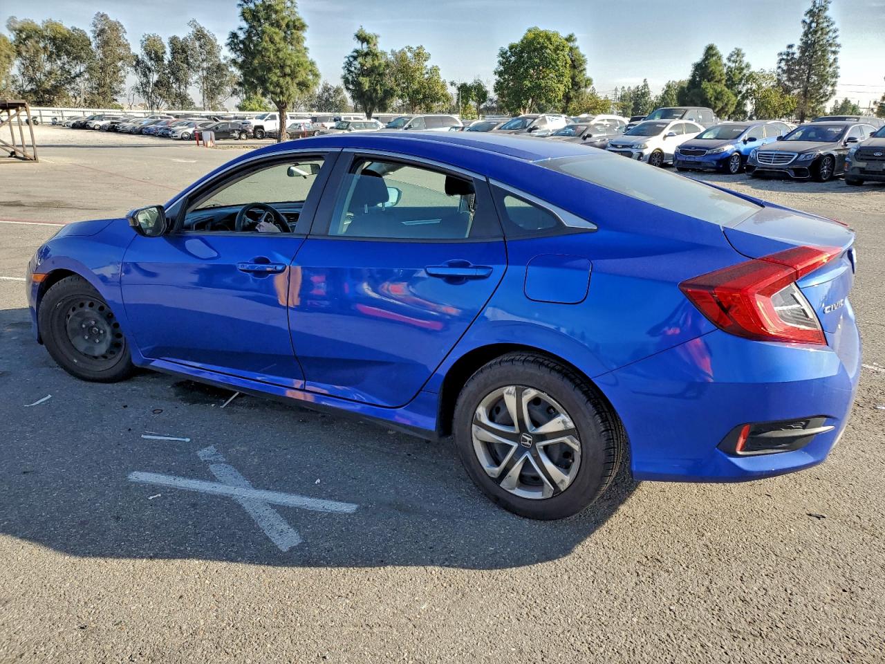 2017 HONDA CIVIC LX photo 2