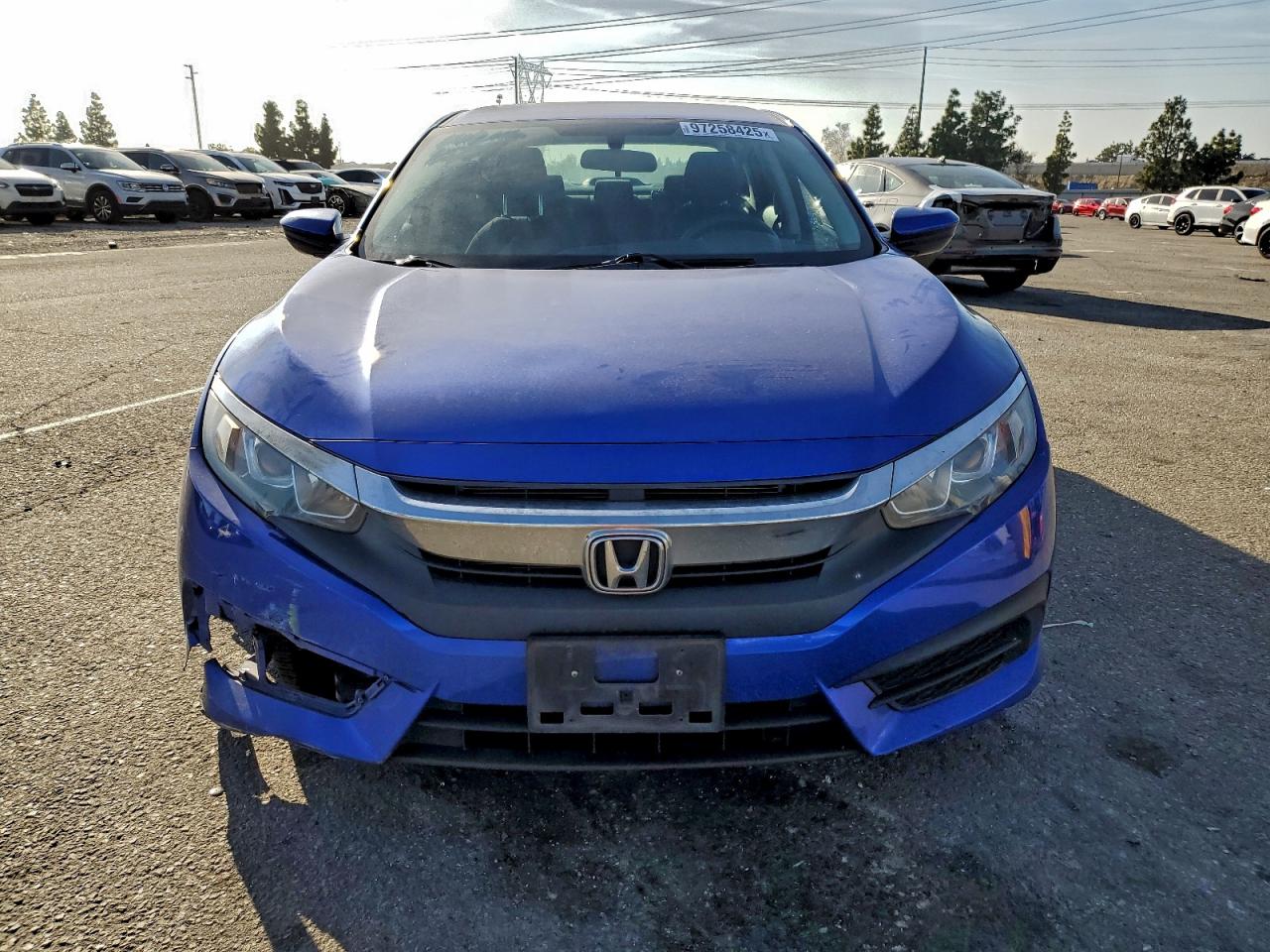 2017 HONDA CIVIC LX photo 5