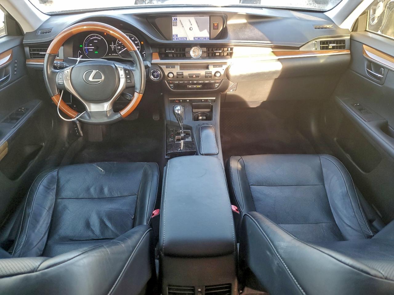 2013 LEXUS ES 300H photo 15
