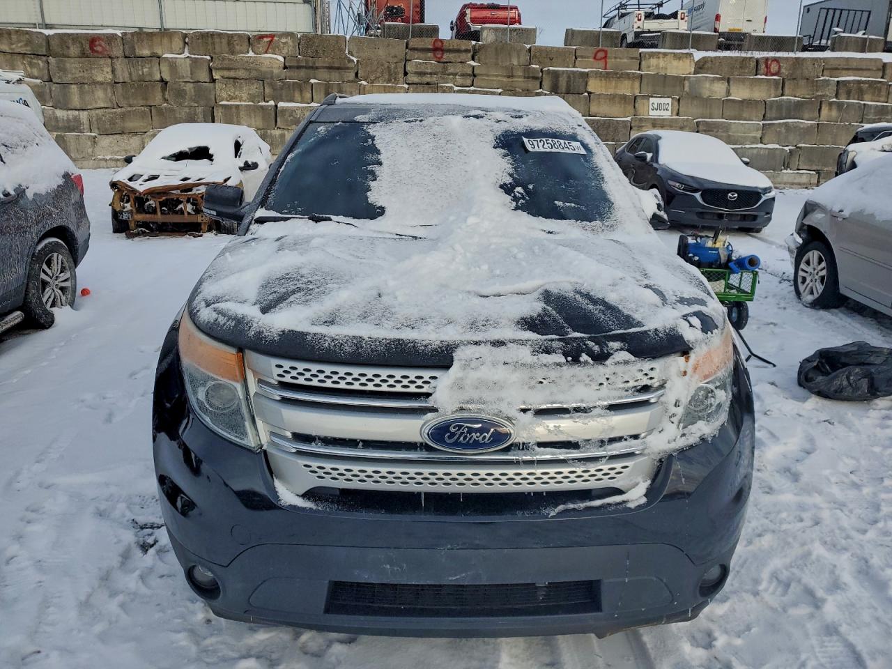 2015 FORD EXPLORER XLT photo 5