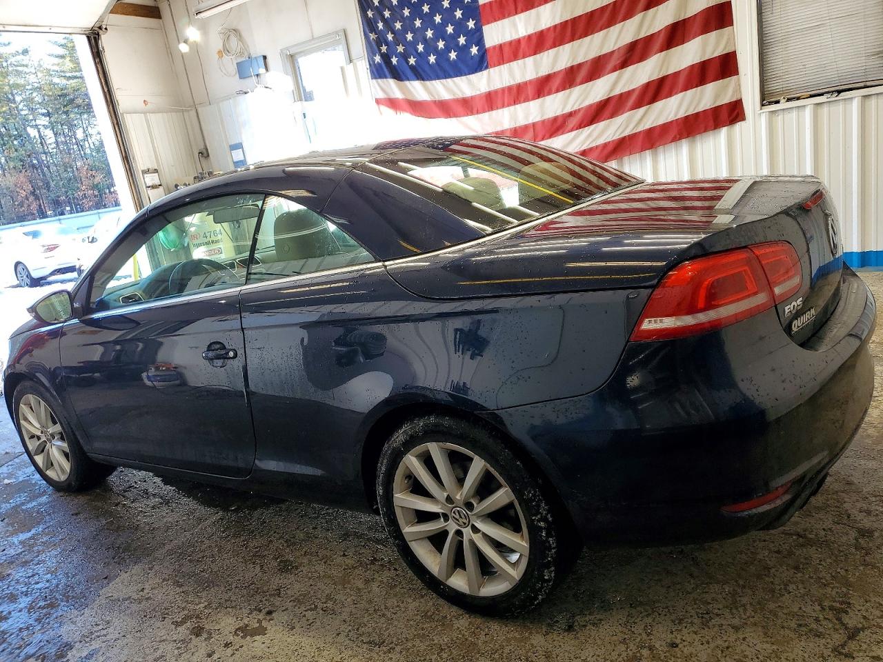 2012 VOLKSWAGEN EOS KOMFORT photo 3