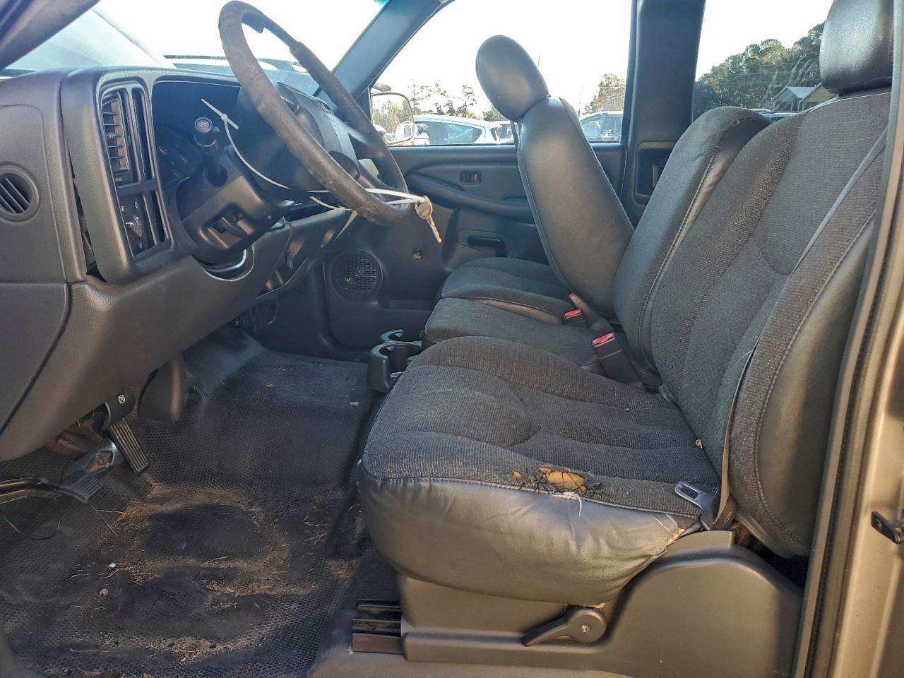 2003 CHEVROLET SILVERADO C1500 photo 19