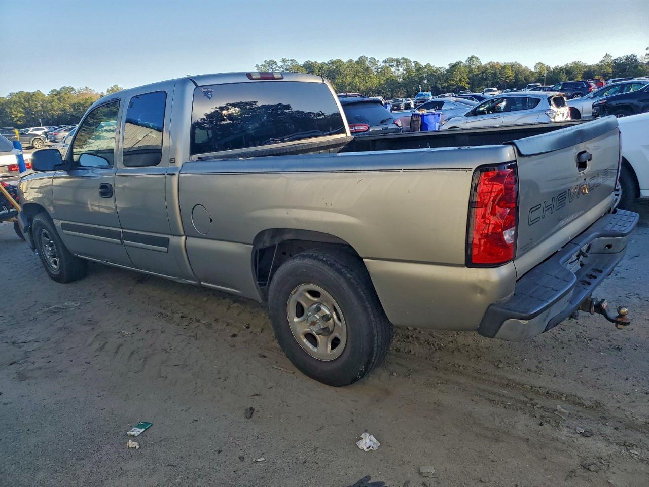 2003 CHEVROLET SILVERADO C1500 photo 4