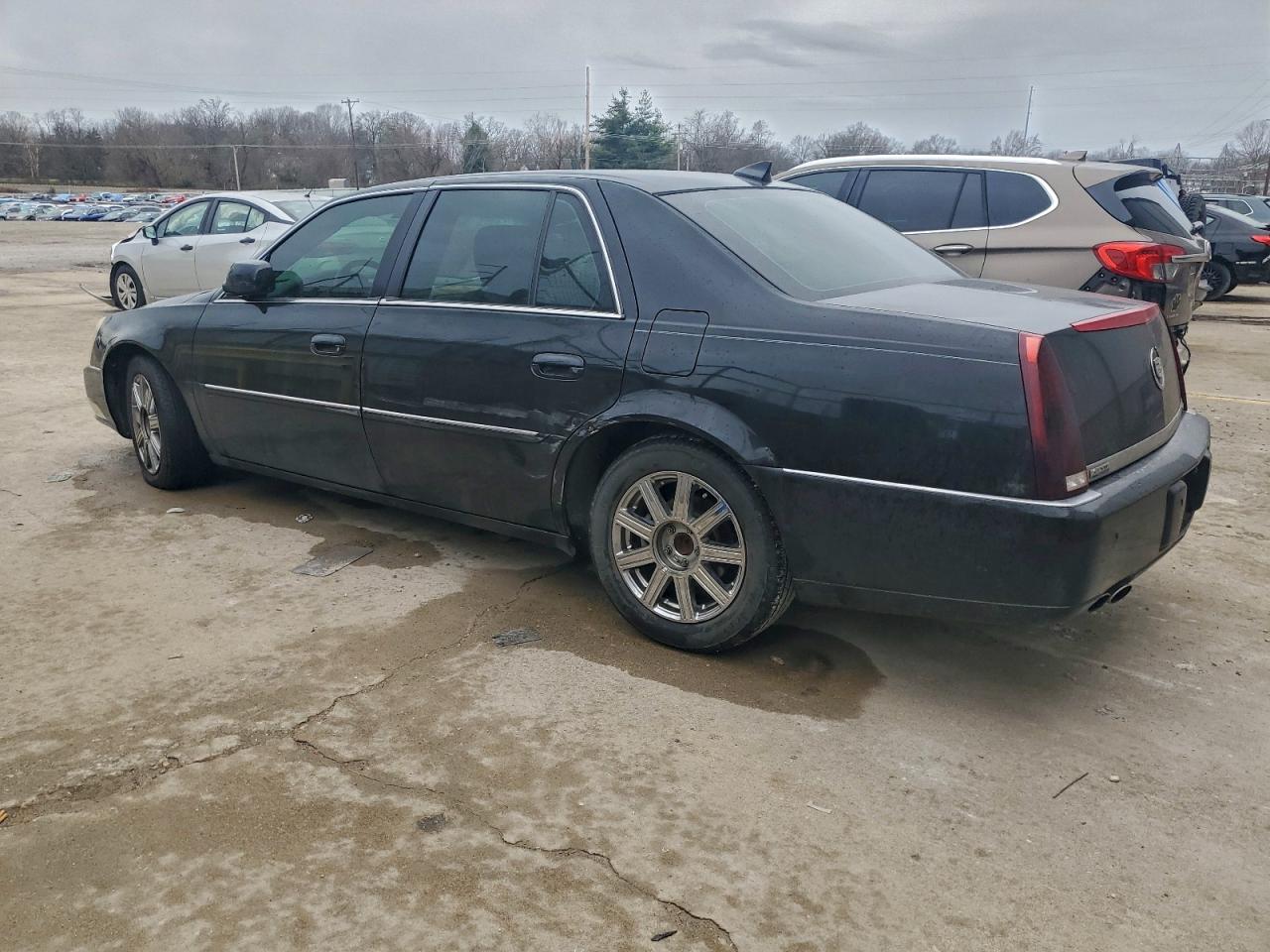 2010 CADILLAC DTS PREMIUM COLLECTION photo 2