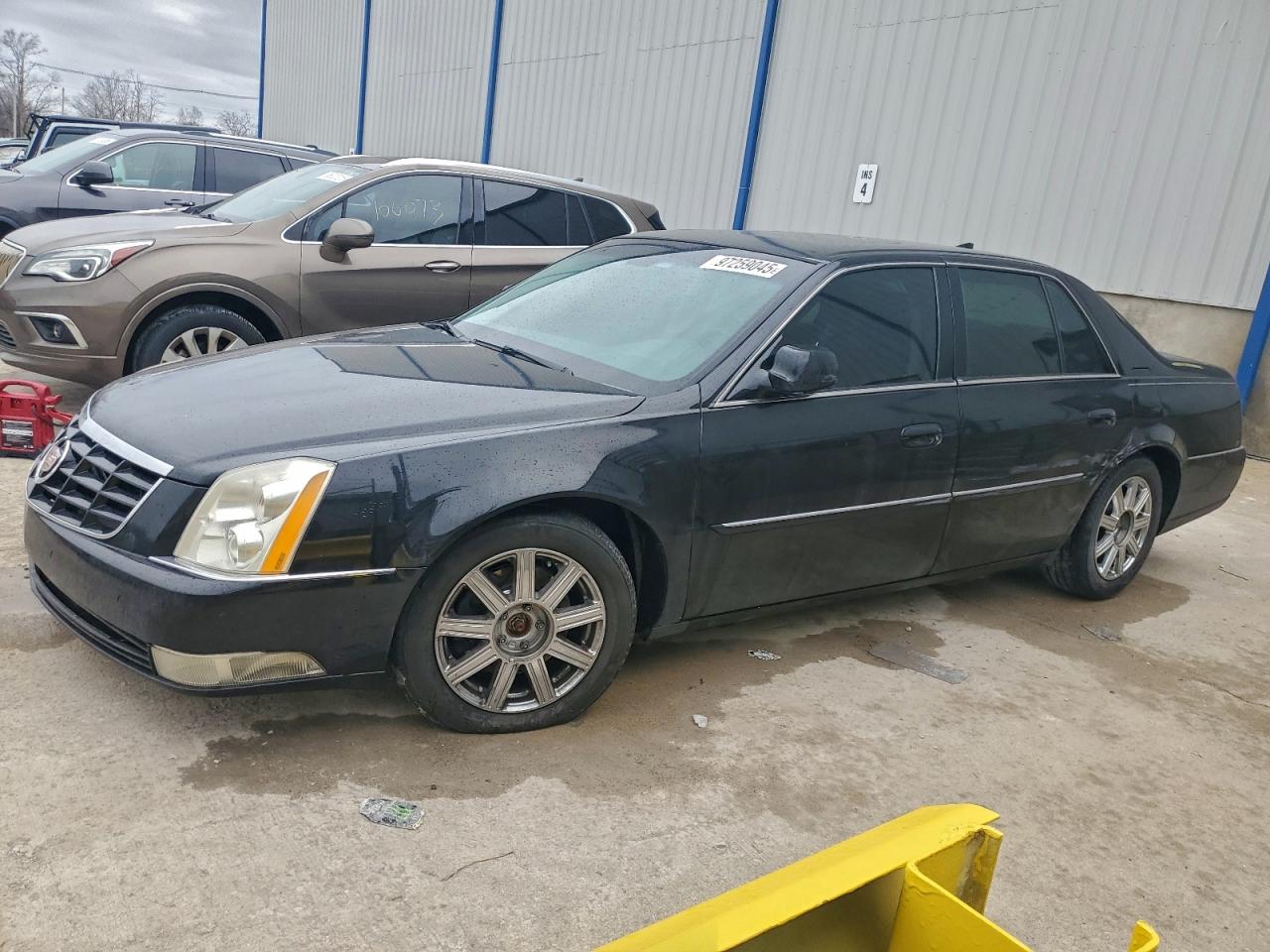 2010 CADILLAC DTS