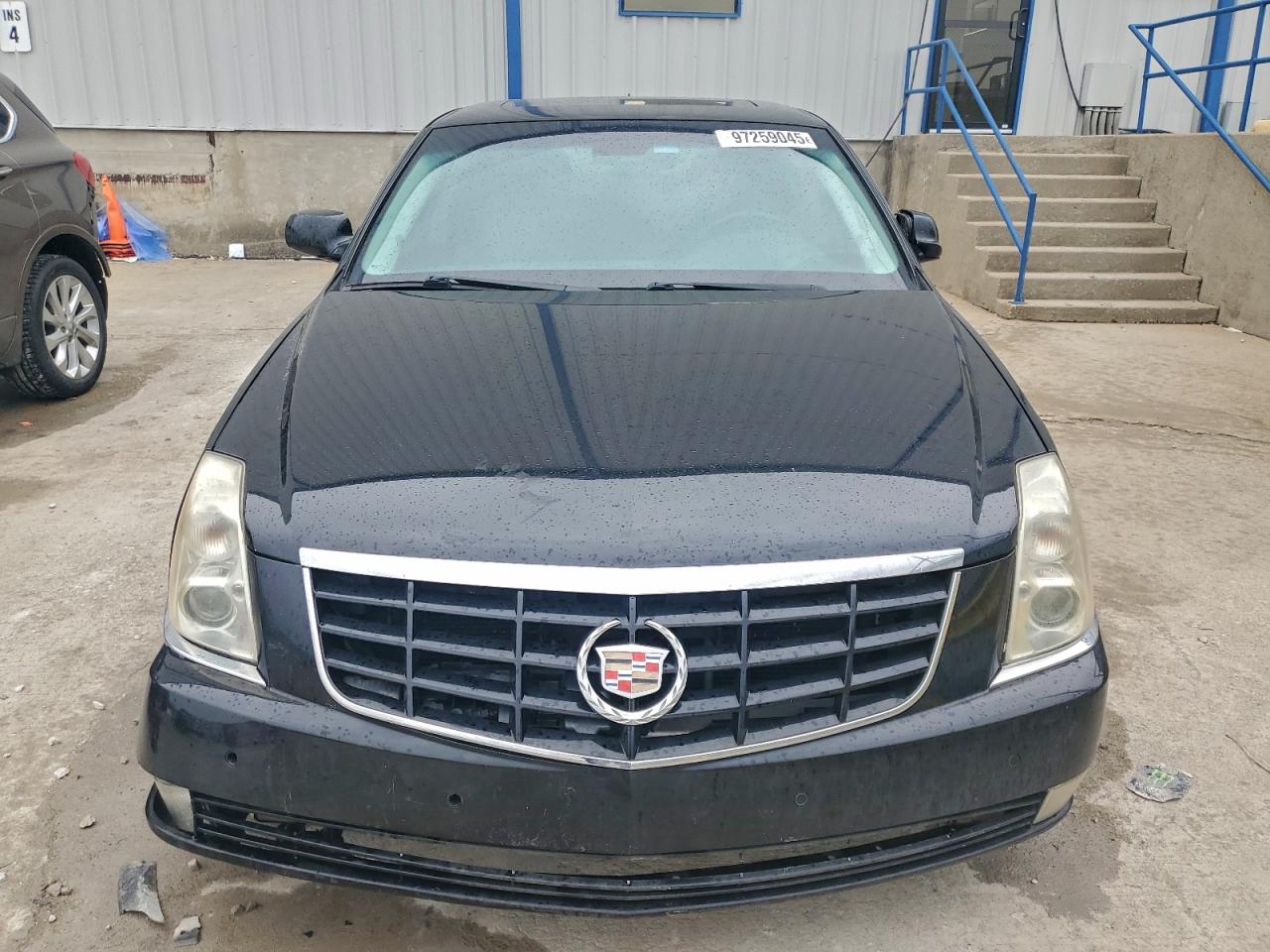 2010 CADILLAC DTS PREMIUM COLLECTION photo 5