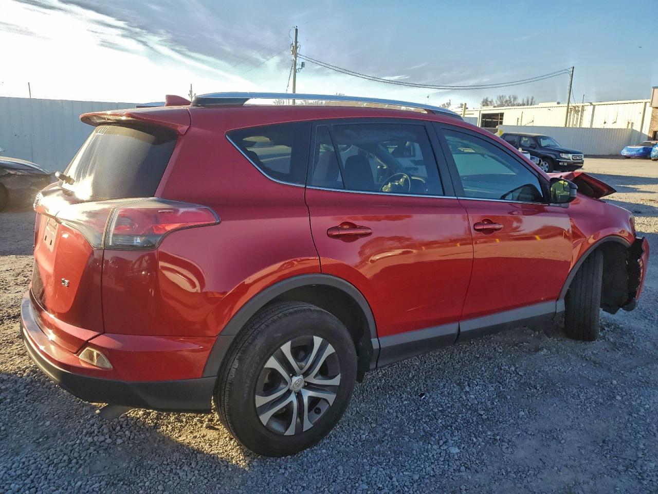 2016 TOYOTA RAV4 LE photo 3