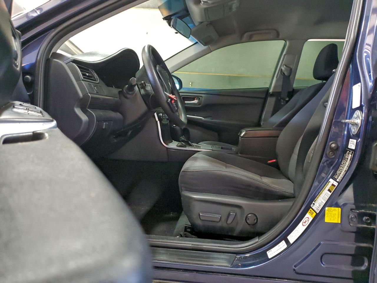 2016 TOYOTA CAMRY photo 7