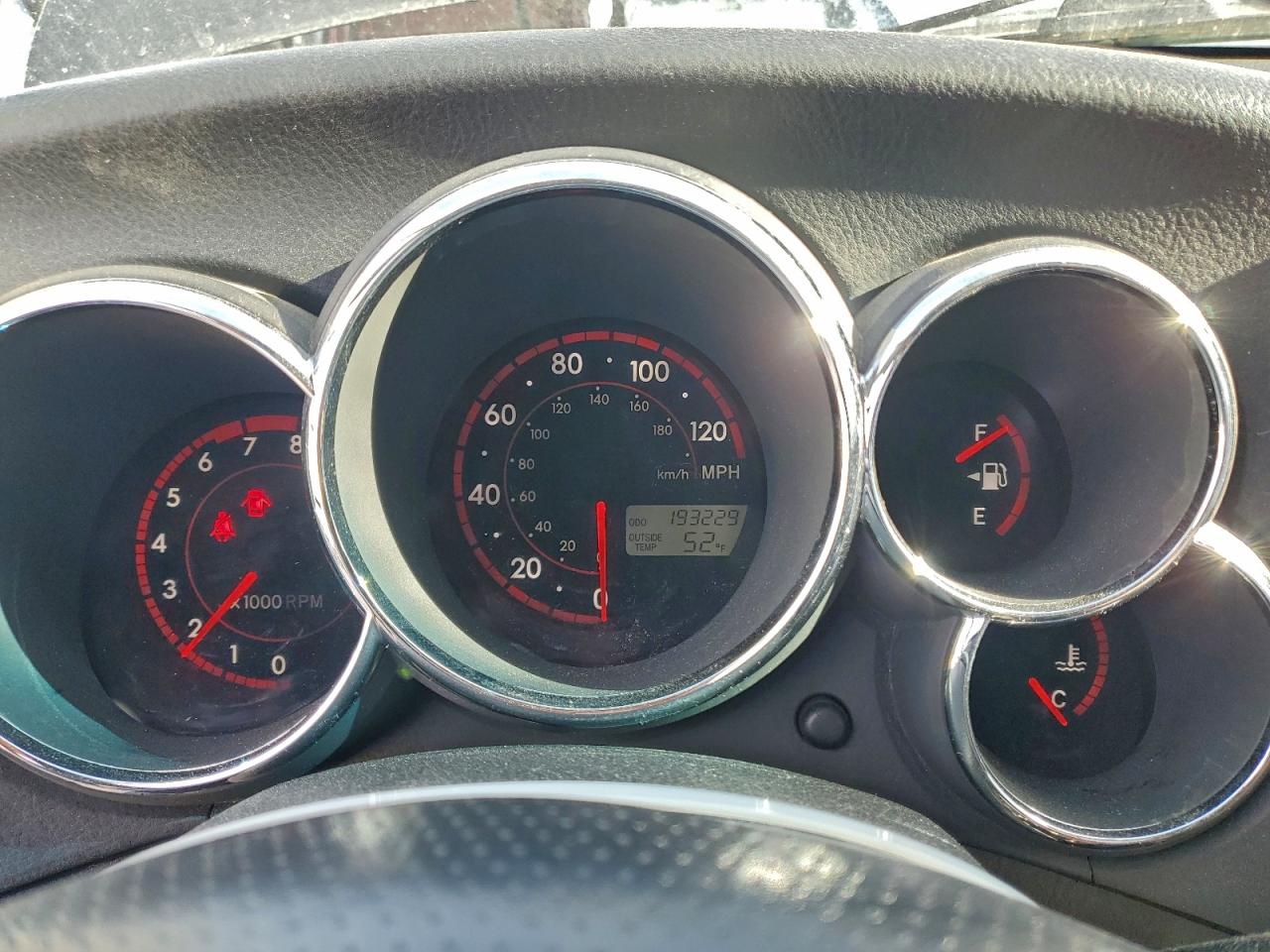 2008 TOYOTA COROLLA MATRIX XR photo 9
