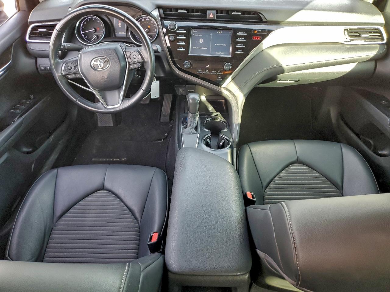 2018 TOYOTA CAMRY L photo 8