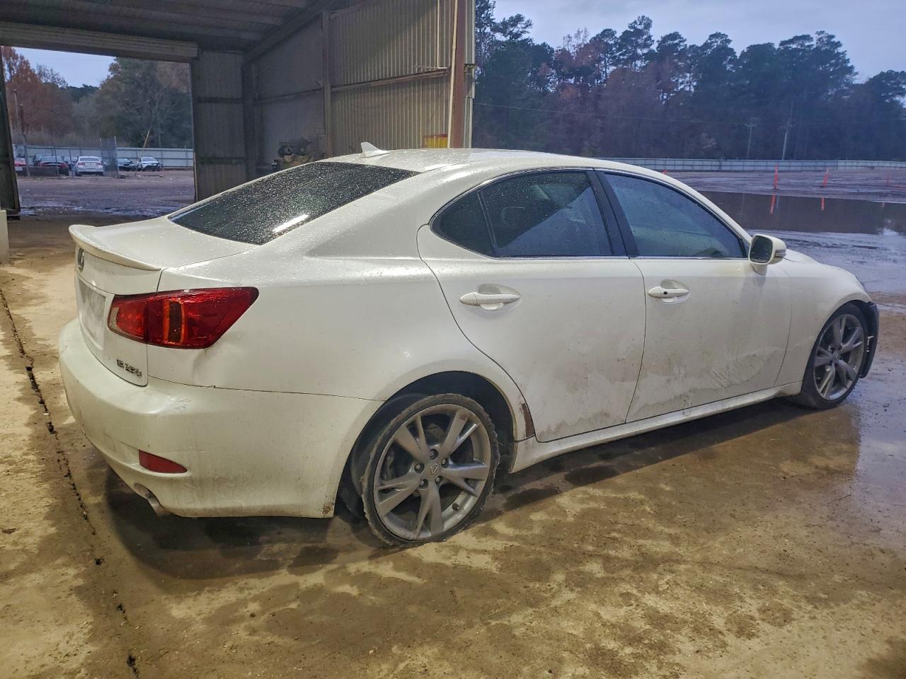 2010 LEXUS IS 250 photo 3