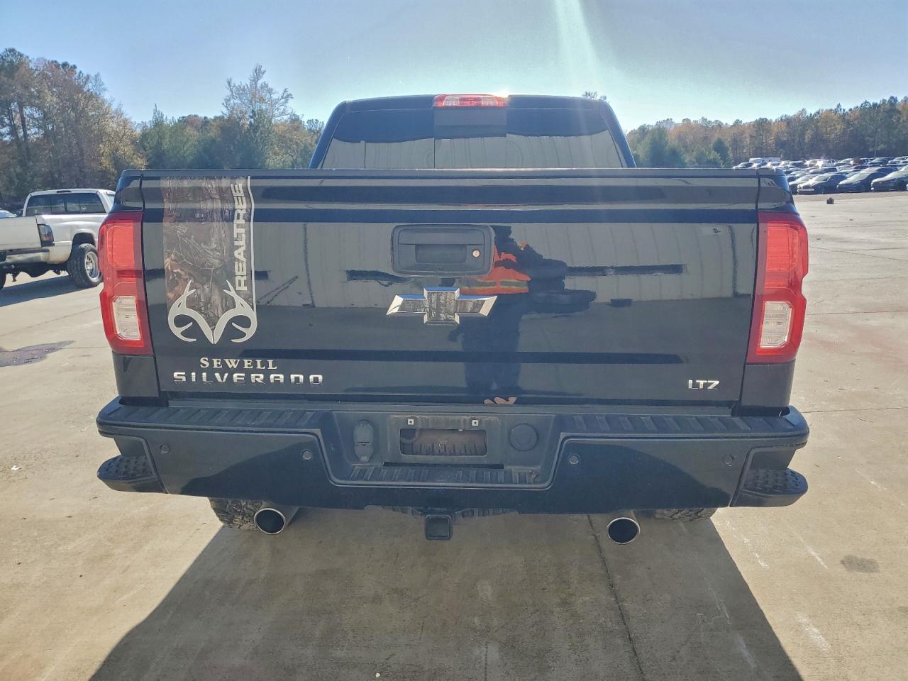 2018 CHEVROLET SILVERADO K1500 LTZ photo 11
