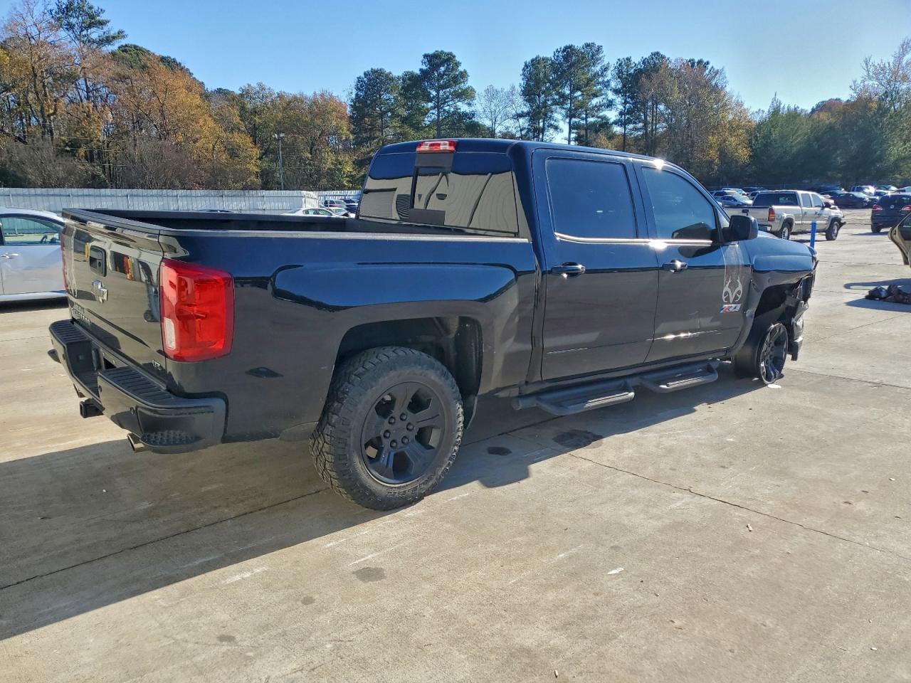 2018 CHEVROLET SILVERADO K1500 LTZ photo 5