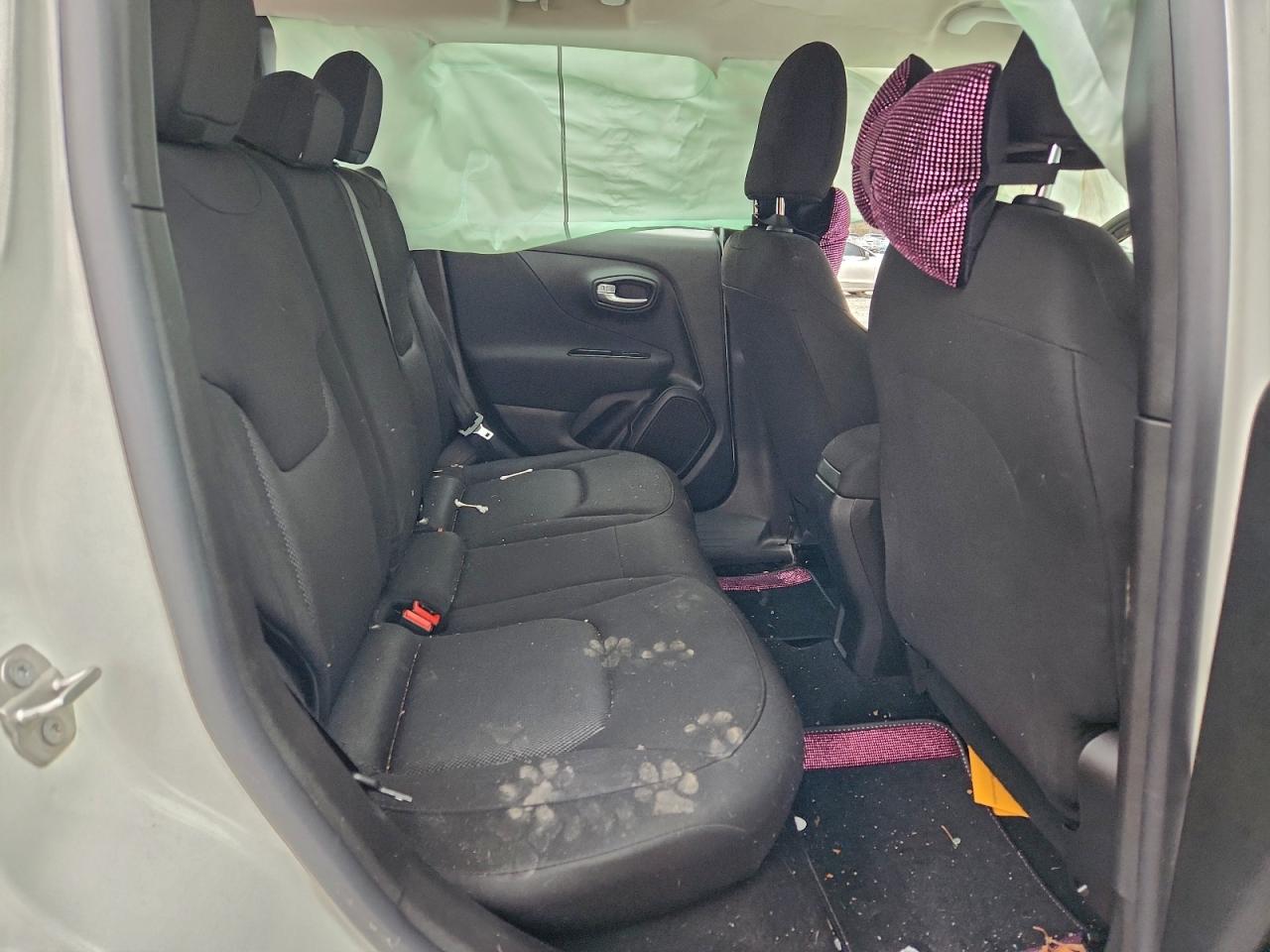 2020 JEEP RENEGADE SPORT photo 31