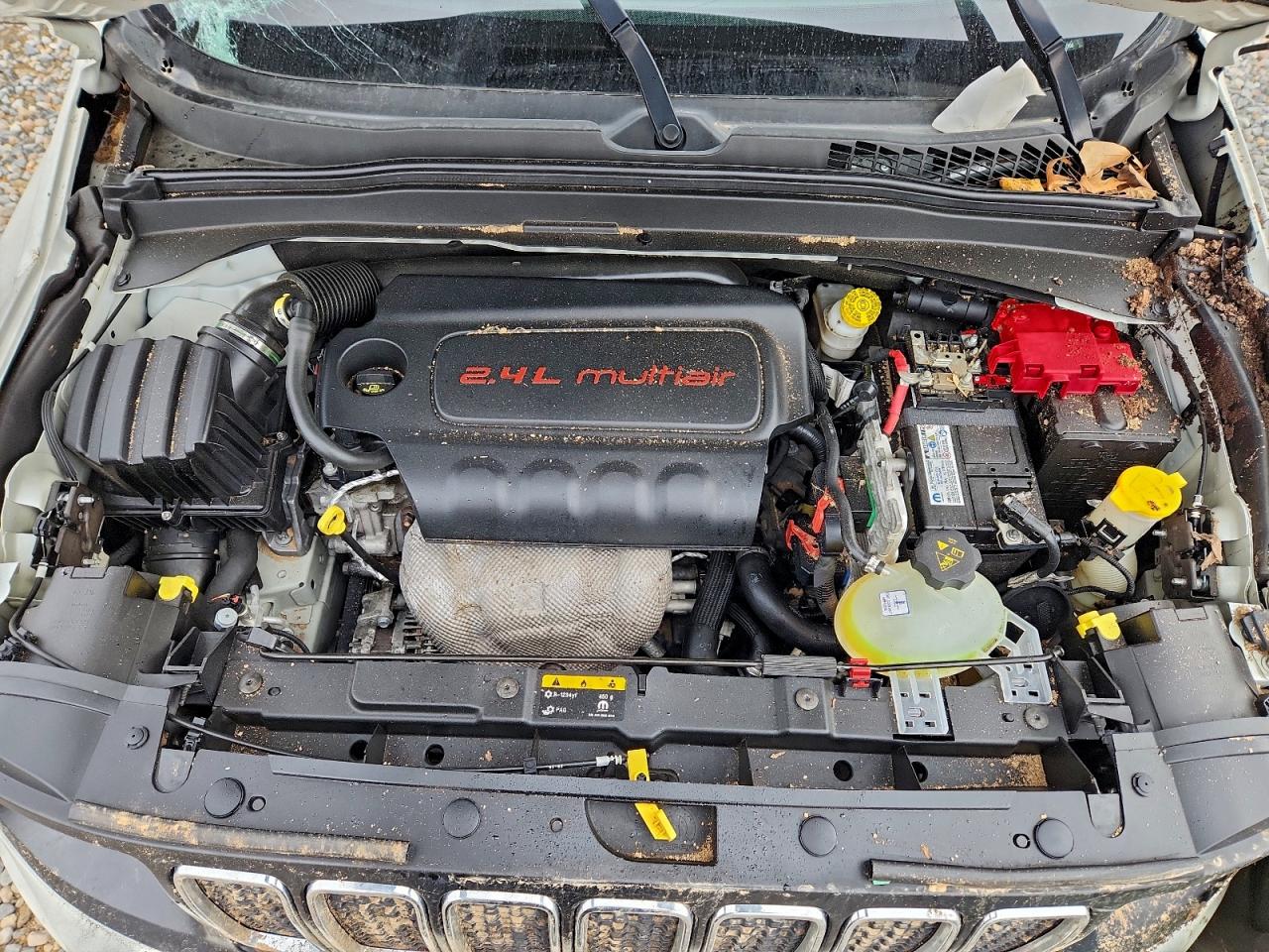 2020 JEEP RENEGADE SPORT photo 34