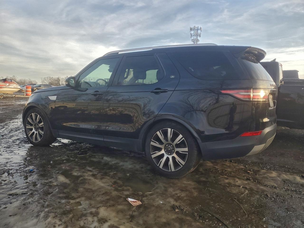 2017 LAND ROVER DISCOVERY HSE photo 3