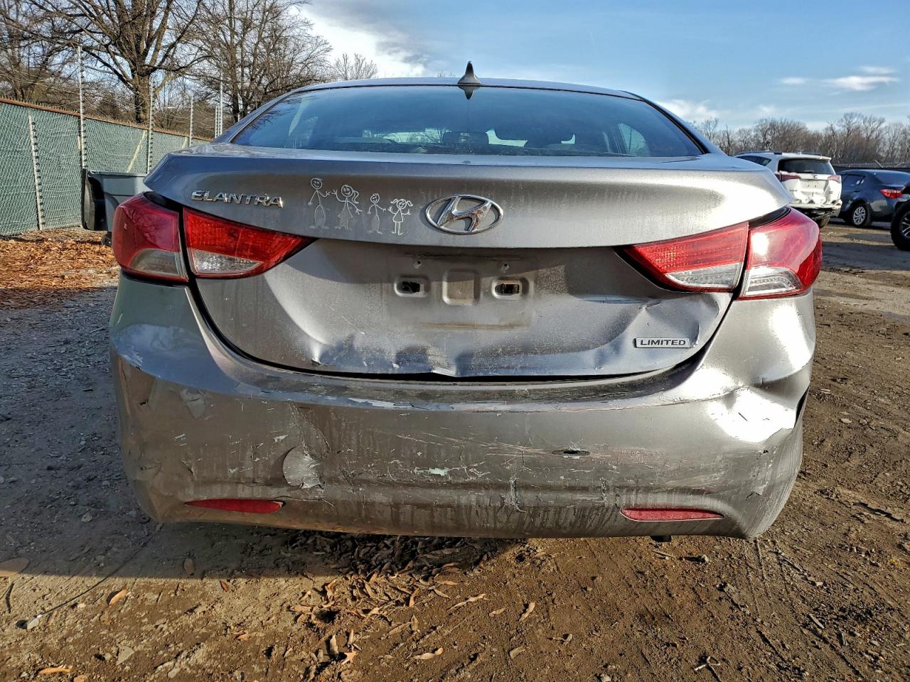 2012 HYUNDAI ELANTRA GLS photo 16