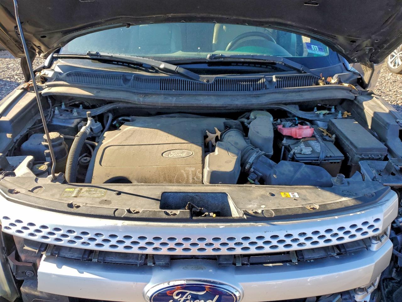 2011 FORD EXPLORER XLT photo 34