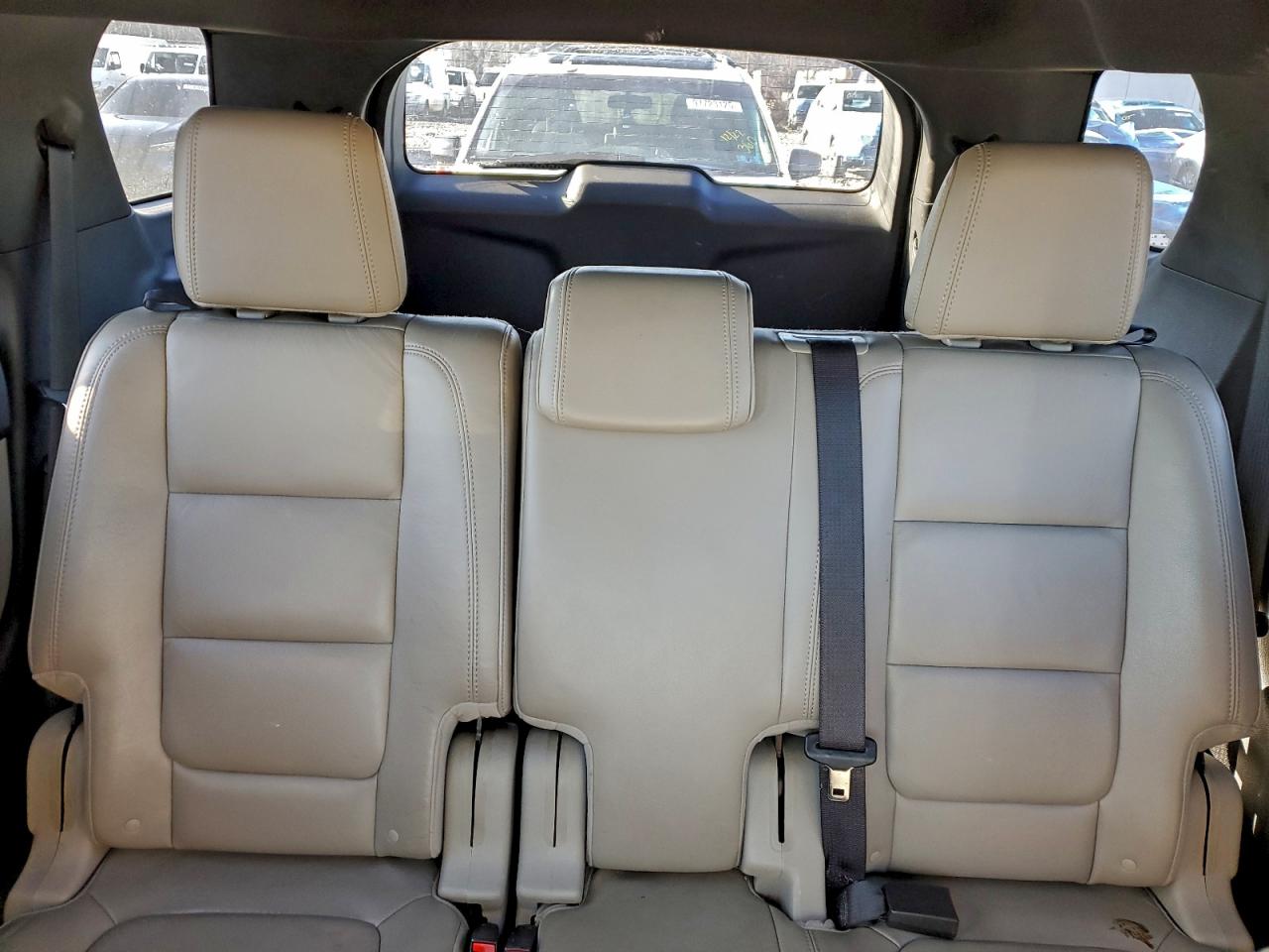 2011 FORD EXPLORER XLT photo 28