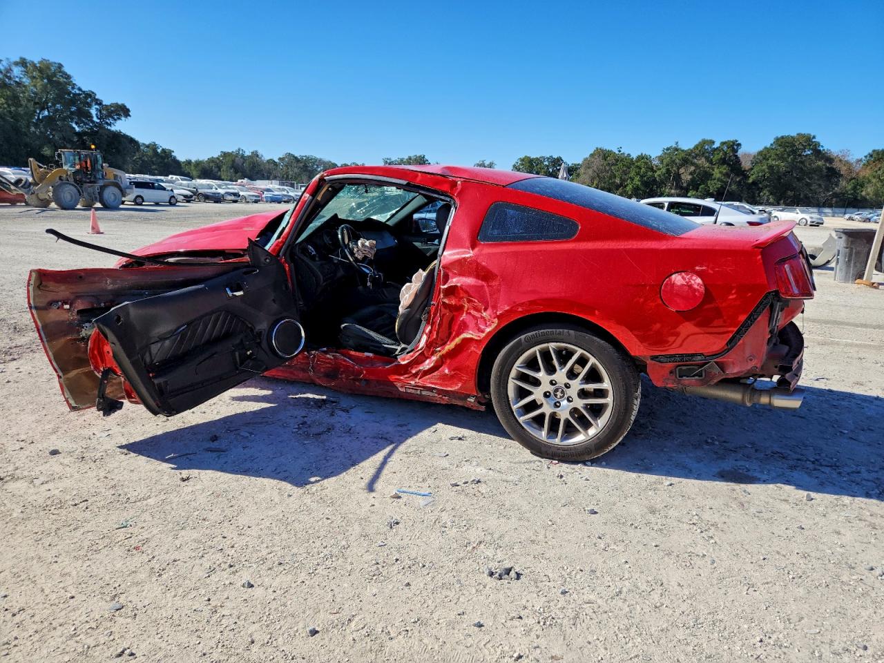2012 FORD MUSTANG photo 2