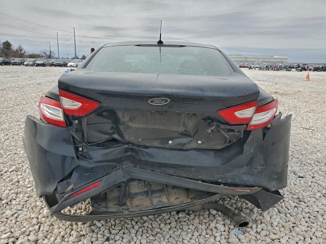 2014 FORD FUSION SE photo 6