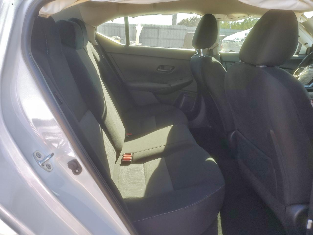 2024 NISSAN SENTRA SV photo 10