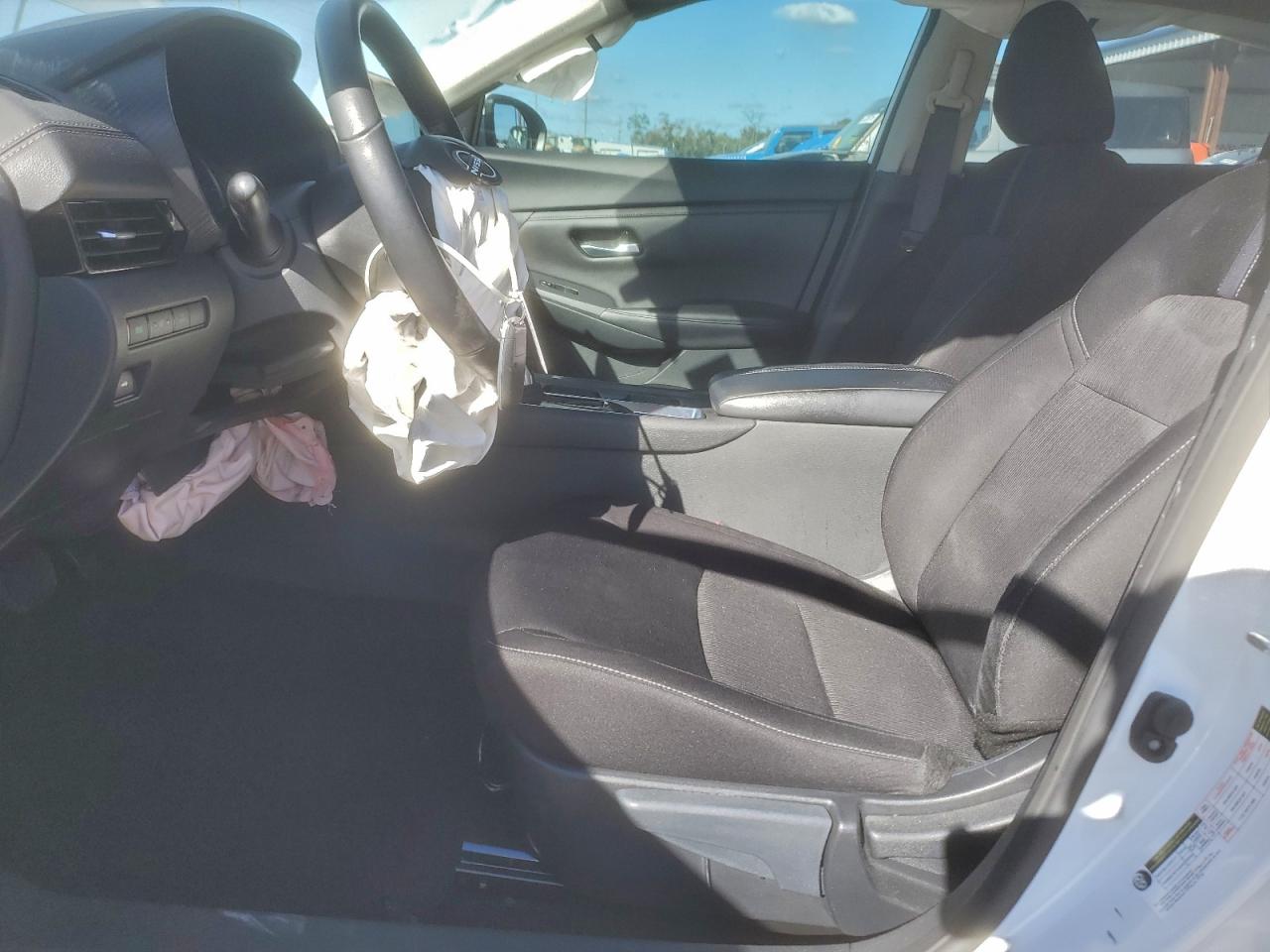 2024 NISSAN SENTRA SV photo 7
