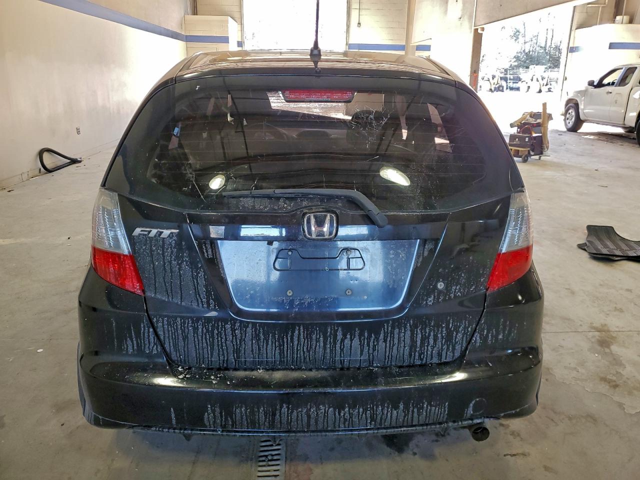 2009 HONDA FIT photo 11