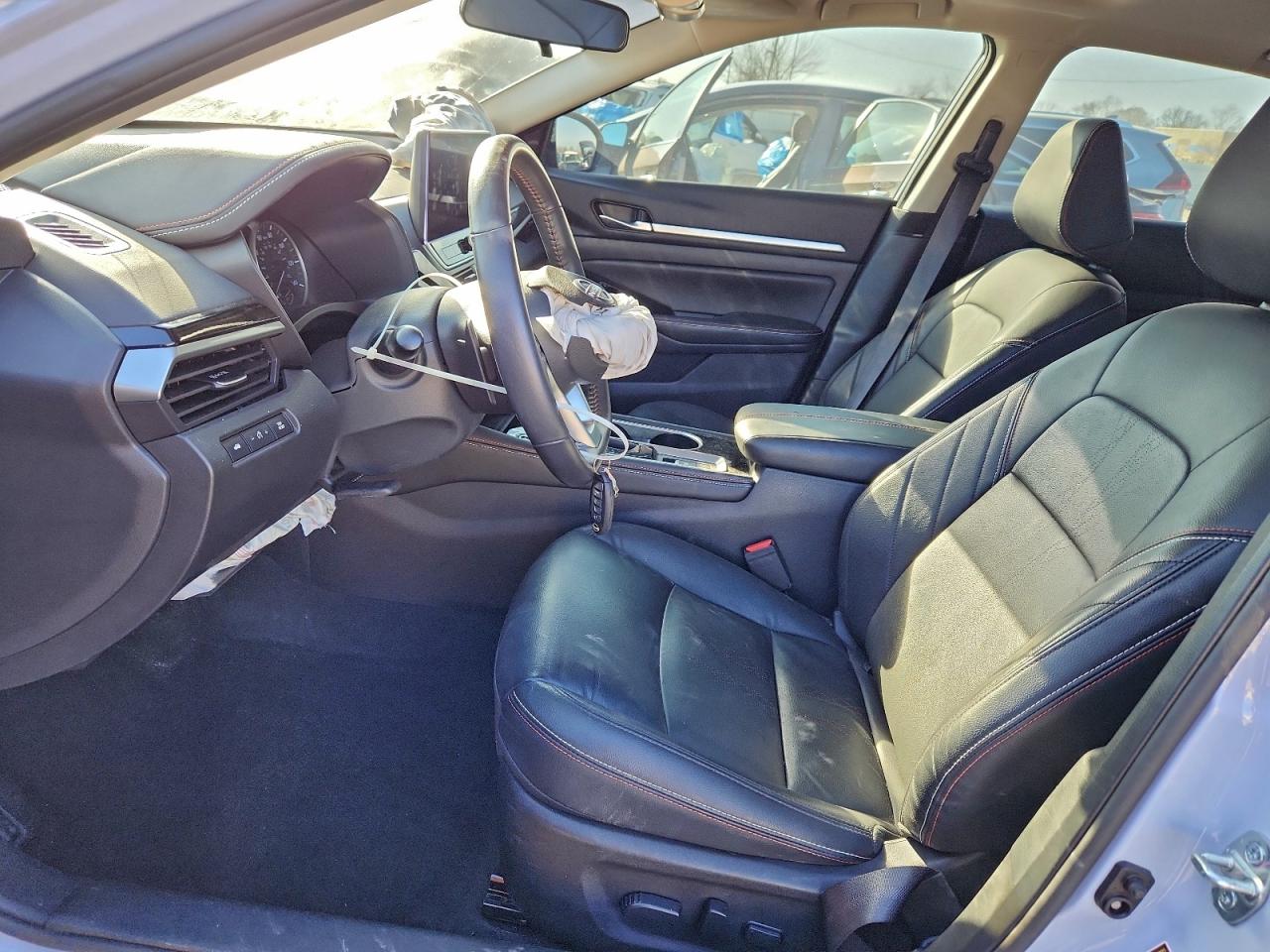 2024 NISSAN ALTIMA SR photo 13