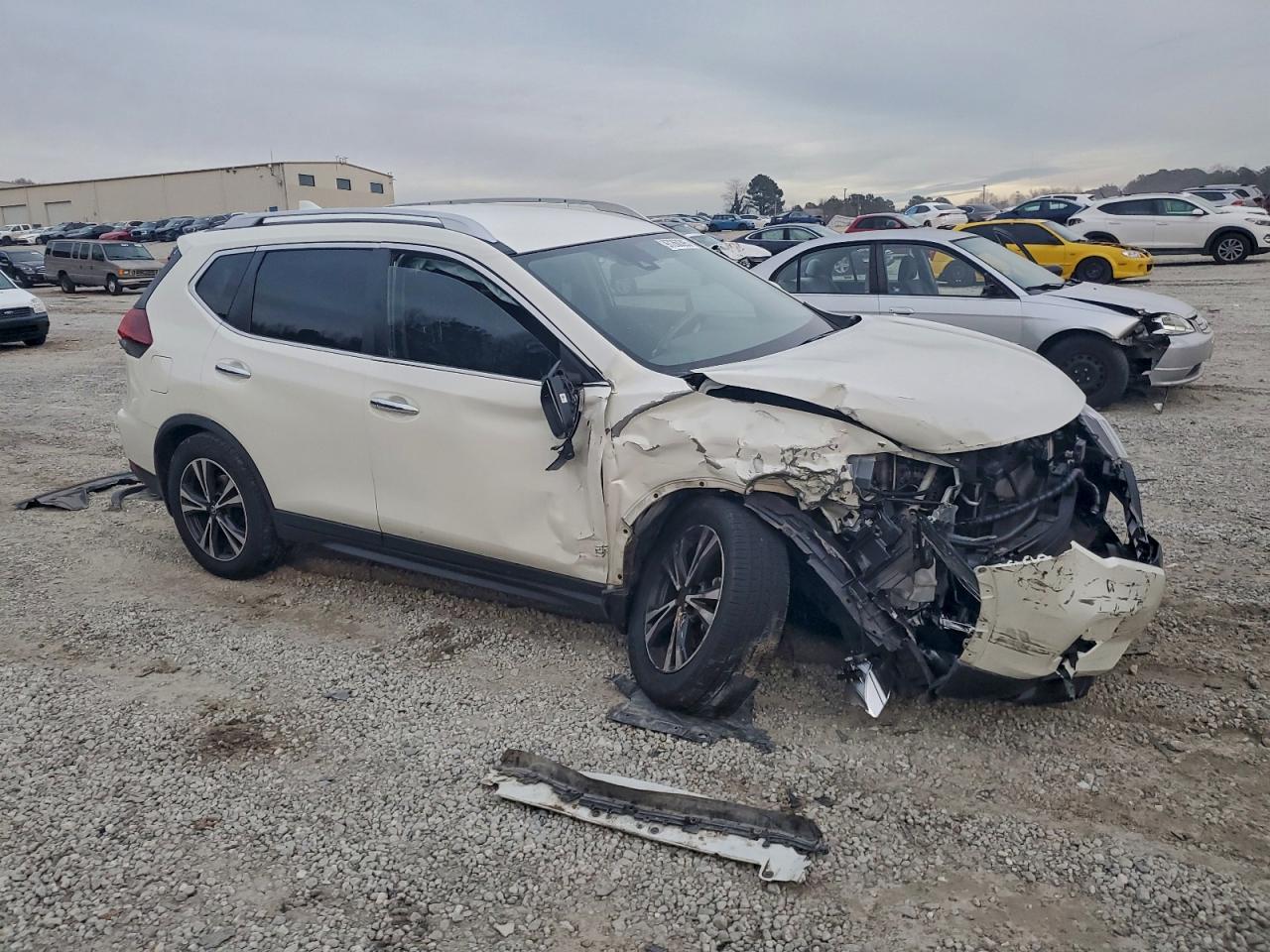 2019 NISSAN ROGUE S photo 7