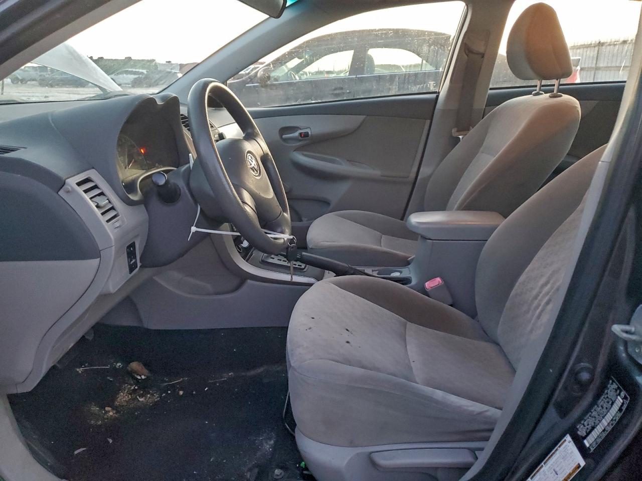 2009 TOYOTA COROLLA BASE photo 19