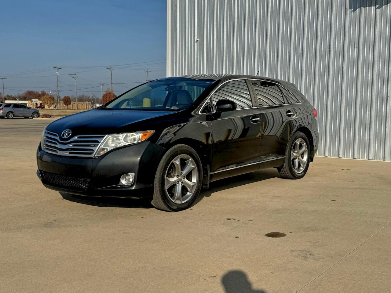 2009 TOYOTA VENZA photo 2