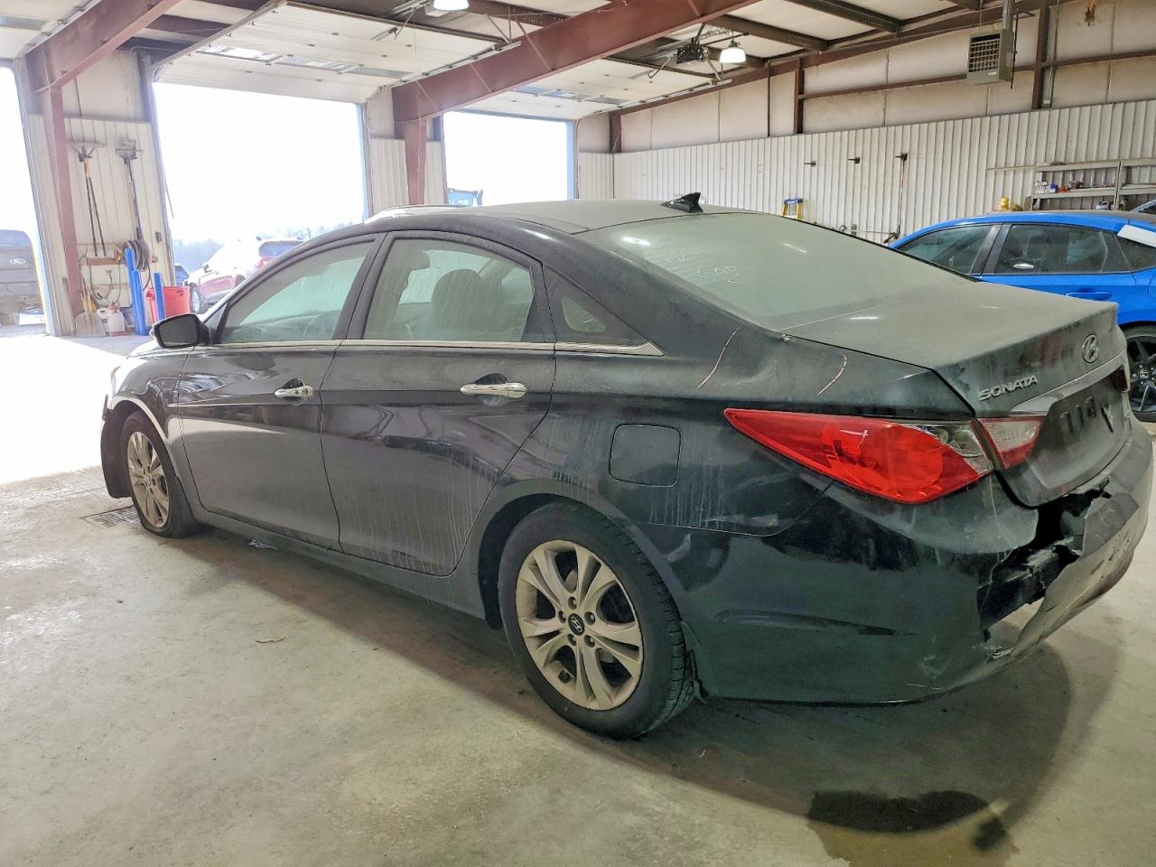 2012 HYUNDAI SONATA SE photo 2