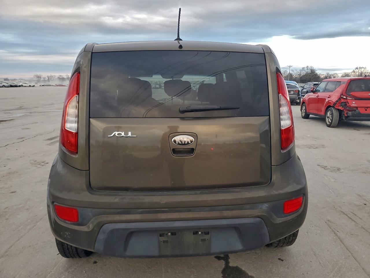 2013 KIA SOUL + photo 6