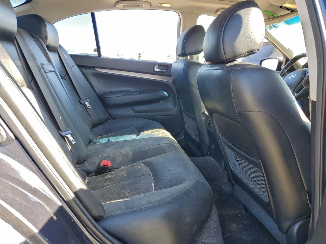 2013 INFINITI G37 BASE photo 10