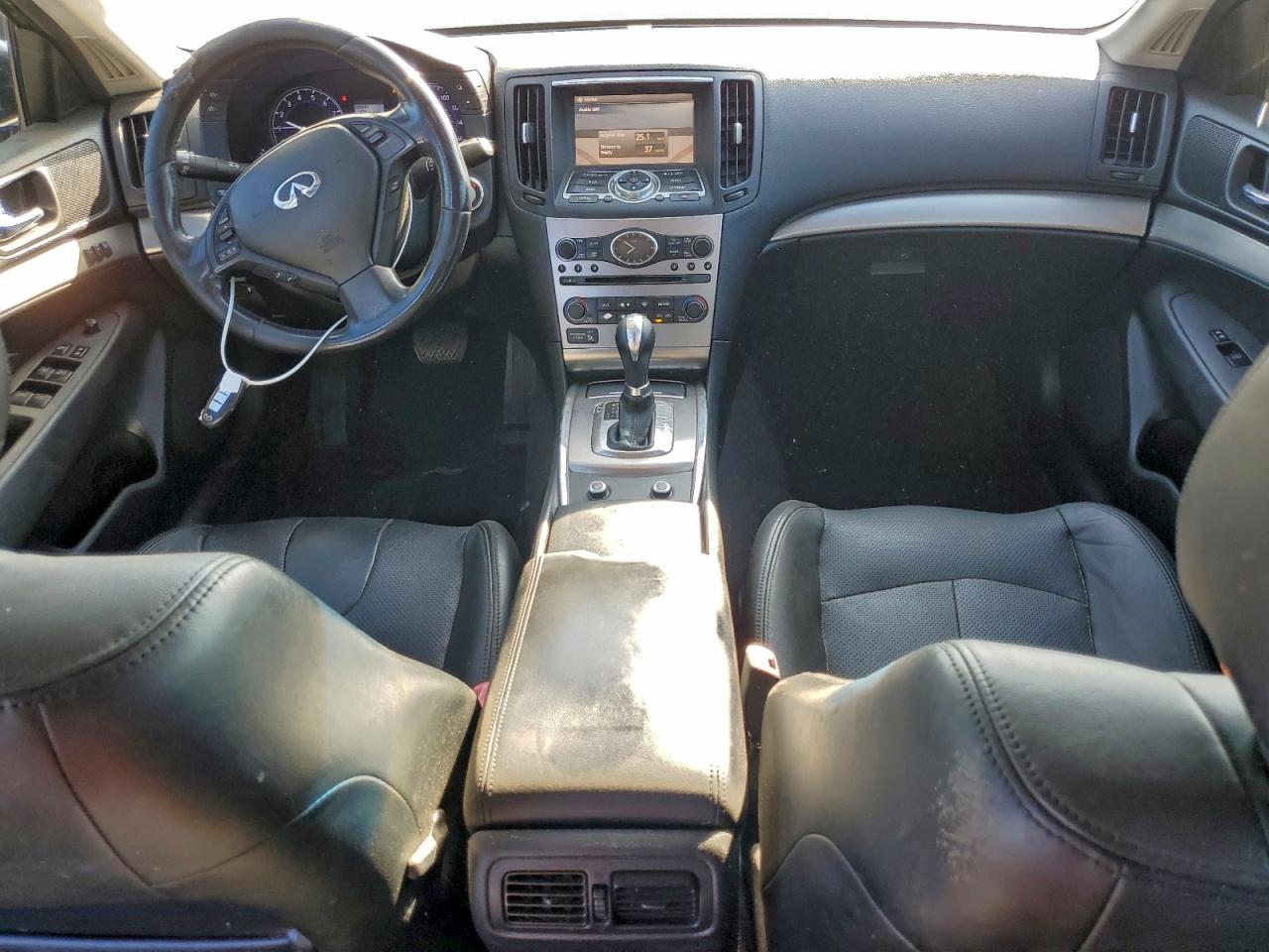 2013 INFINITI G37 BASE photo 8