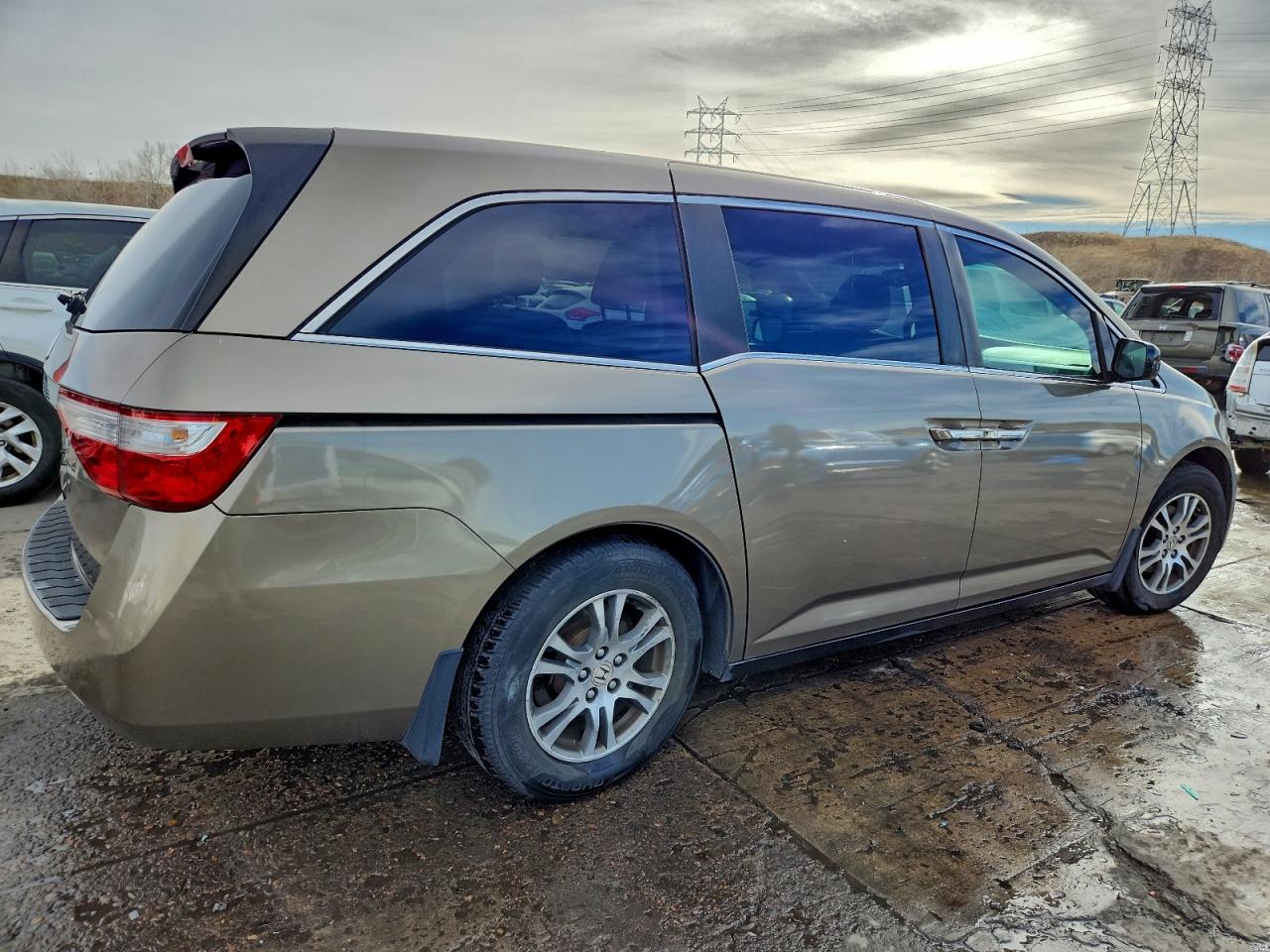 2012 HONDA ODYSSEY EXL photo 3