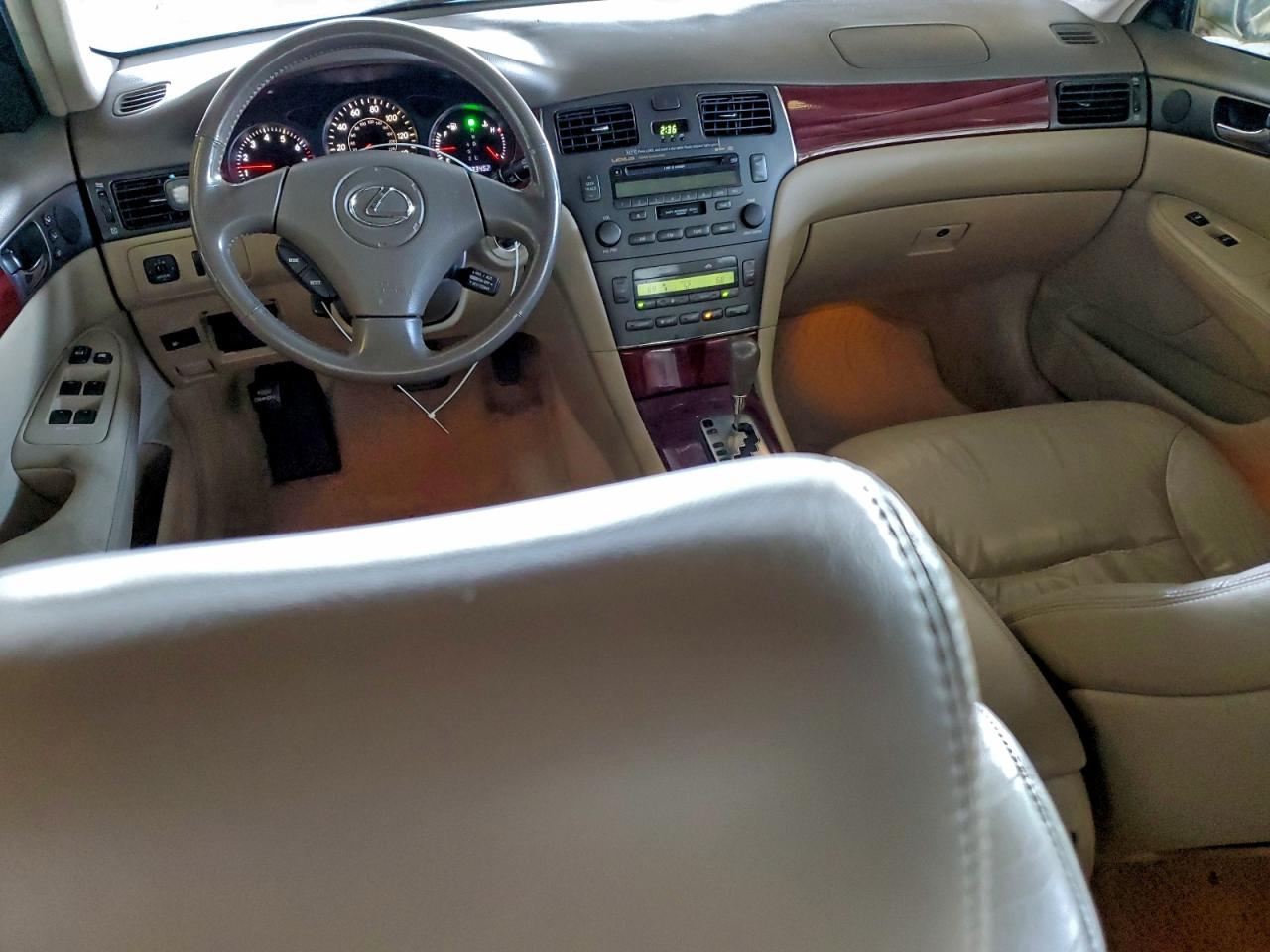 2003 LEXUS ES 300 photo 15