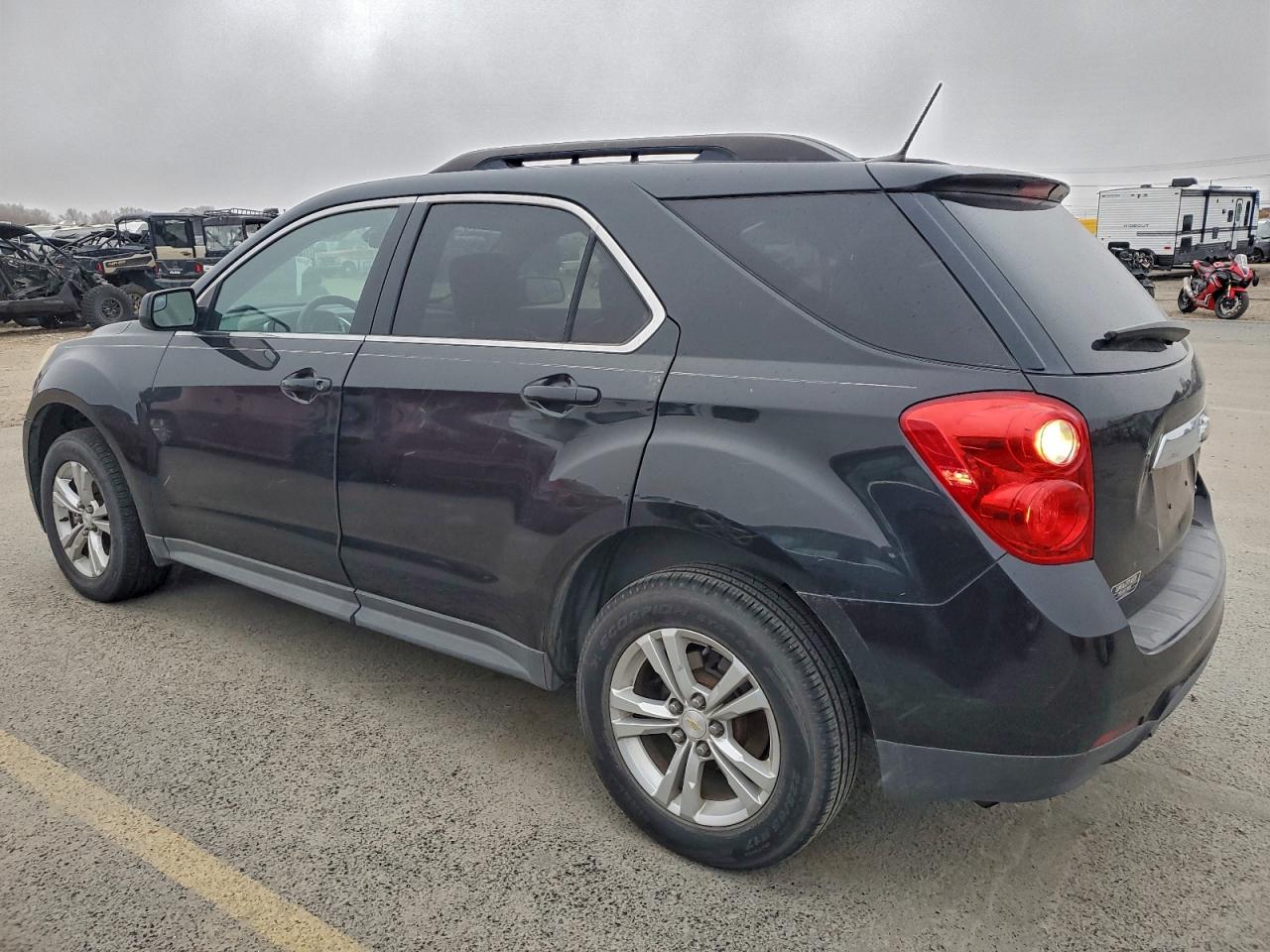 2013 CHEVROLET EQUINOX LT photo 3